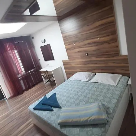 Pop Bogomil Family Hotel 2*