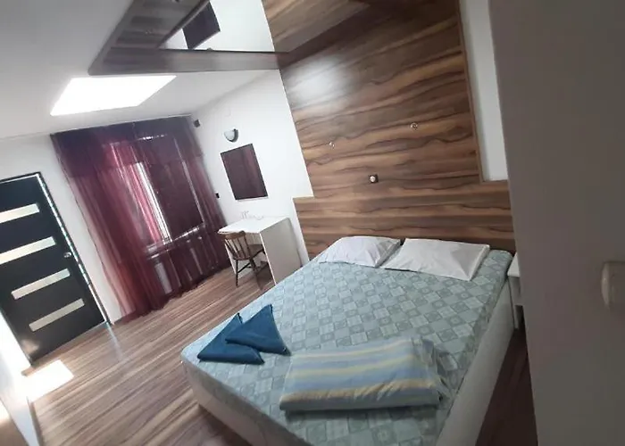 Pop Bogomil Family Hotel 2*