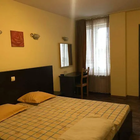 Pop Bogomil Family Otel 2*